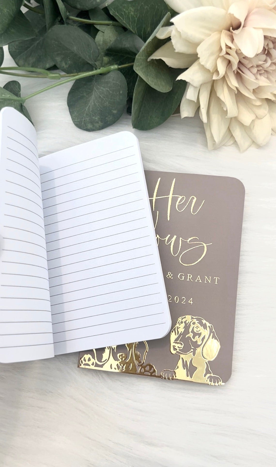 PET VOW BOOK